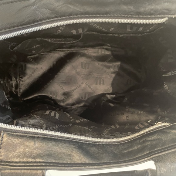 MU Sports golf brand bag with handles - Picture 7 of 11